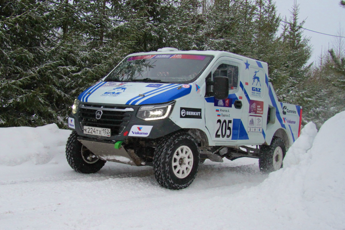 Грузовое обозрение: Газели «Северного леса», выставка Comtrans внутри ...